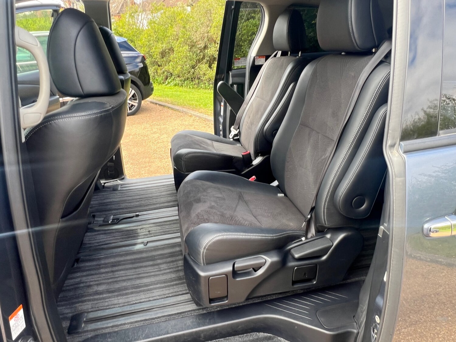 Used Toyota Estima 2016 for sale - 78131878: Photo 36