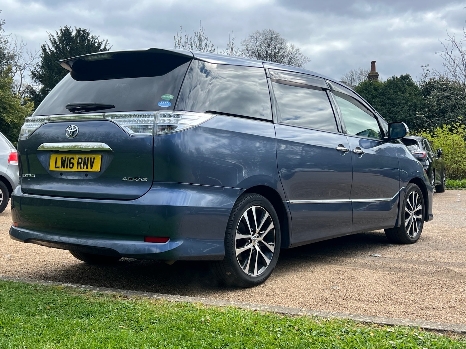 Used Toyota Estima 2016 for sale - 78131878: Photo 4