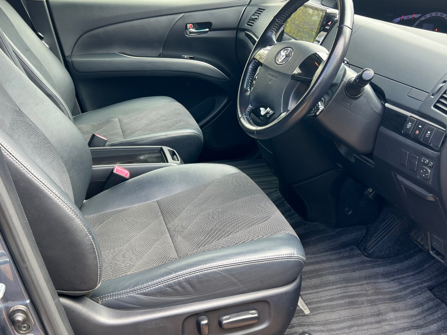 Used Toyota Estima 2016 for sale - 78131878: Photo 41