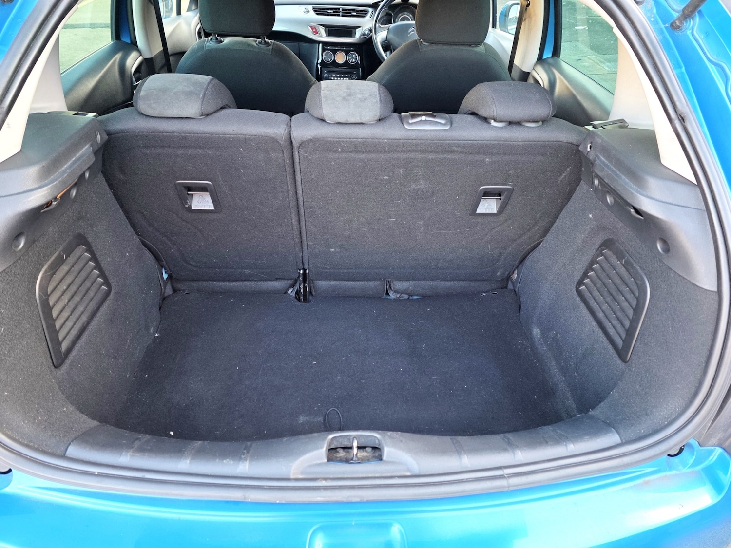 Used Citroen C3 2010 for sale - 77167848: Photo 21