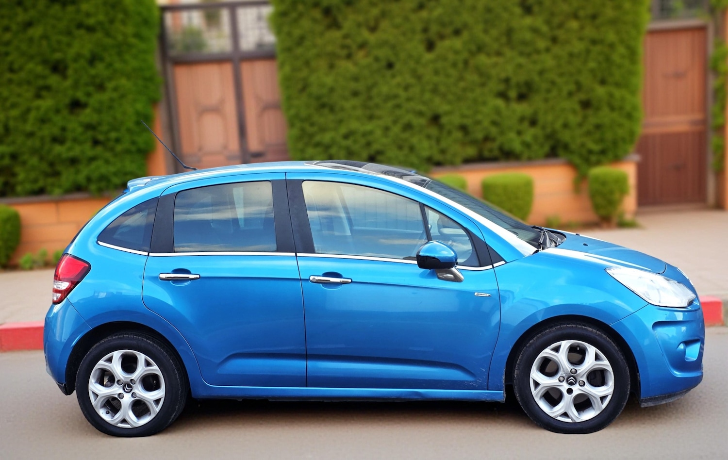 Used Citroen C3 2010 for sale - 77167848: Photo 8