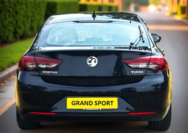 Used Vauxhall Insignia 2019 for sale - 75575772: Photo 2