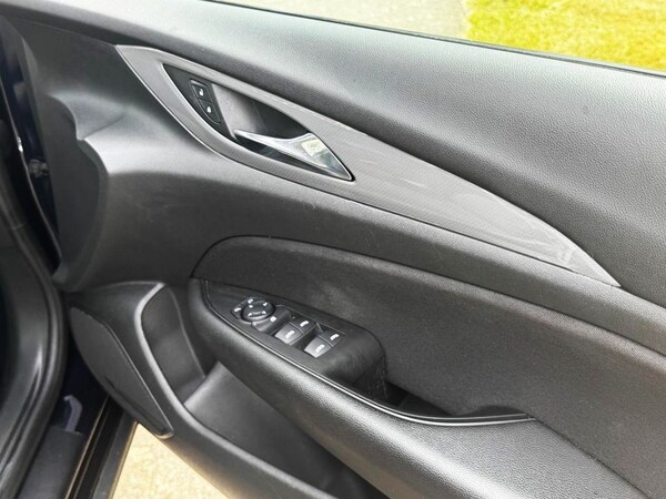 Used Vauxhall Insignia 2019 for sale - 75575772: Photo 32
