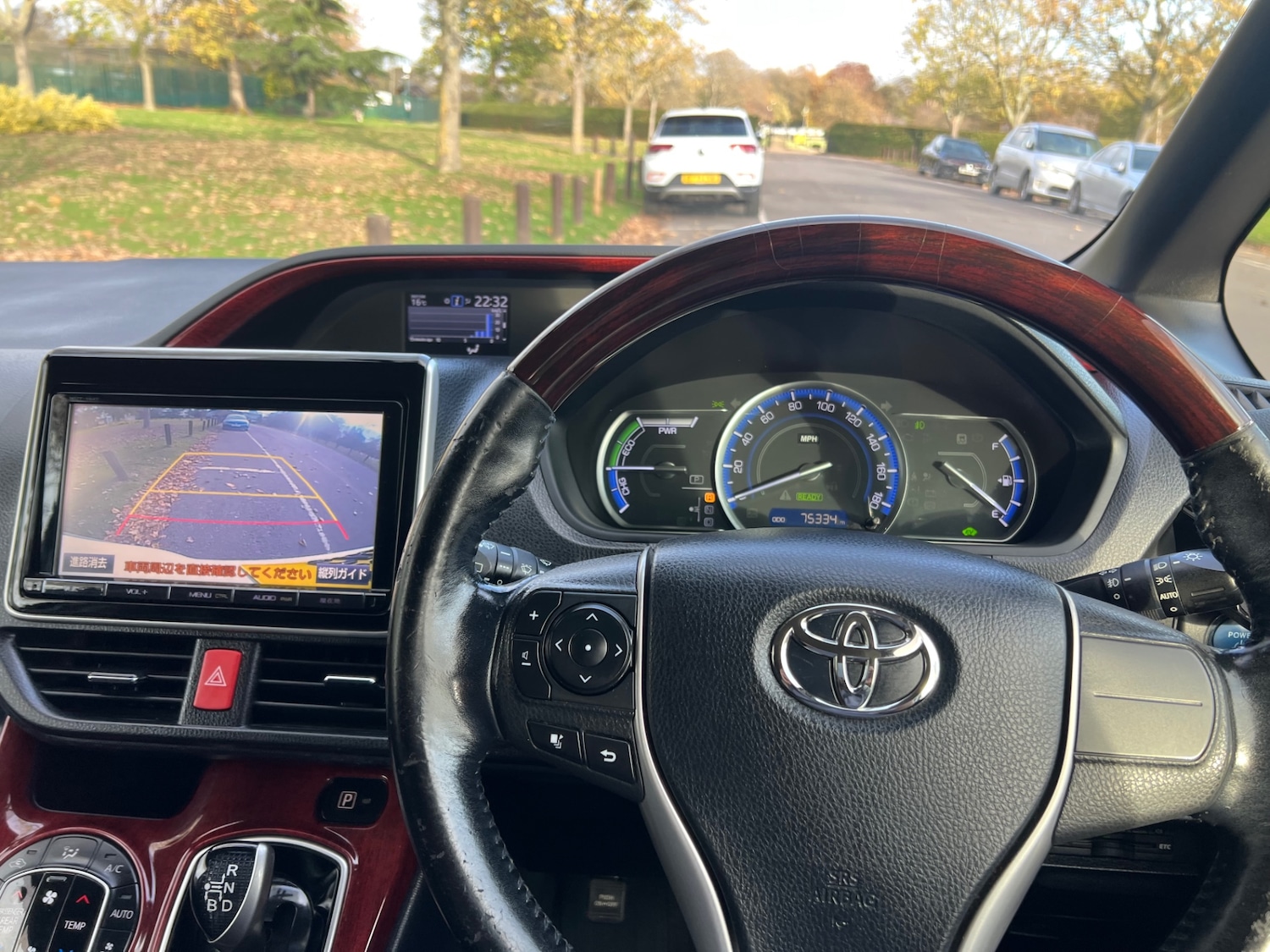 Used Toyota Noah 2015 for sale - 76556712: Photo 13