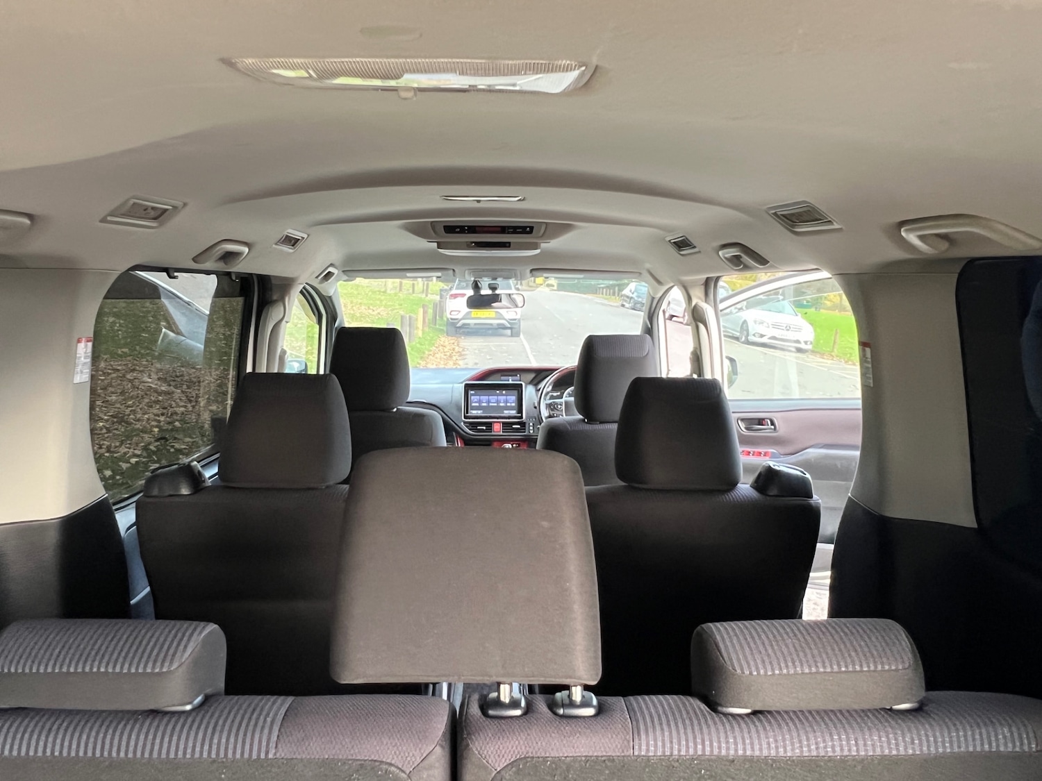 Used Toyota Noah 2015 for sale - 76556712: Photo 21