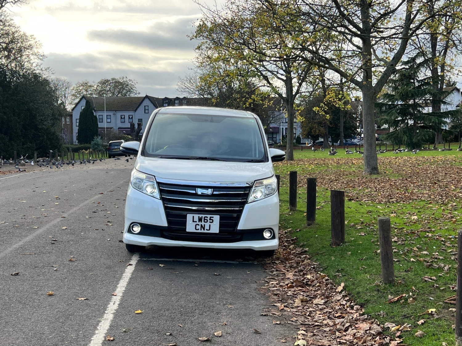 Used Toyota Noah 2015 for sale - 76556712: Photo 41