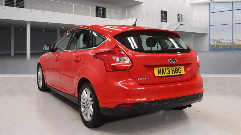 Used Ford Focus 2013 for sale - 76758984: Photo 2