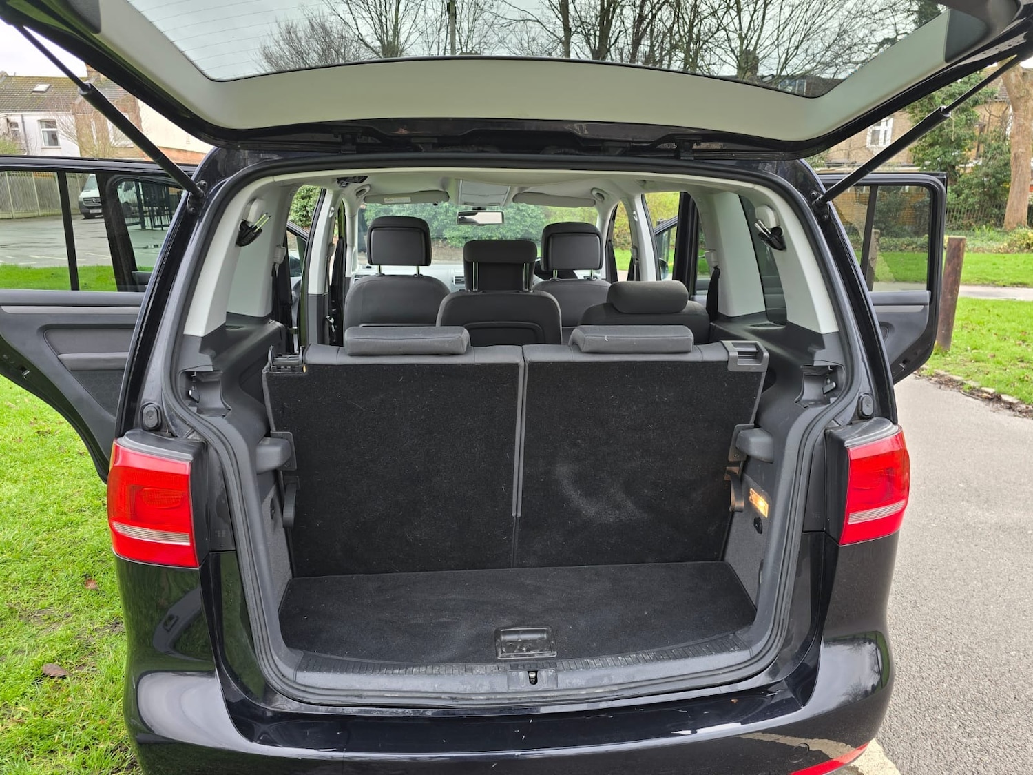 Used Volkswagen Touran 2026 for sale - 77637220: Photo 18