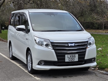 Used Toyota Noah undefined for sale - 76656288: Photo