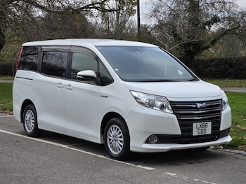 Used Toyota Noah undefined for sale - 76656288: Photo