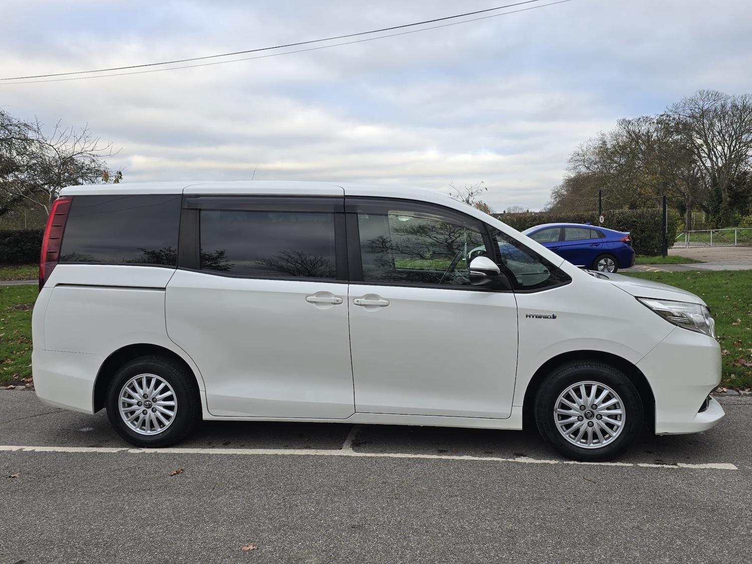 Used Toyota Noah 2025 for sale - 76656288: Photo 7