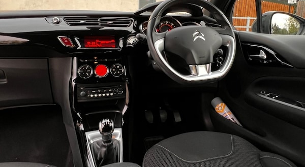 Used Citroen DS3 2015 for sale - 76120540: Photo 18