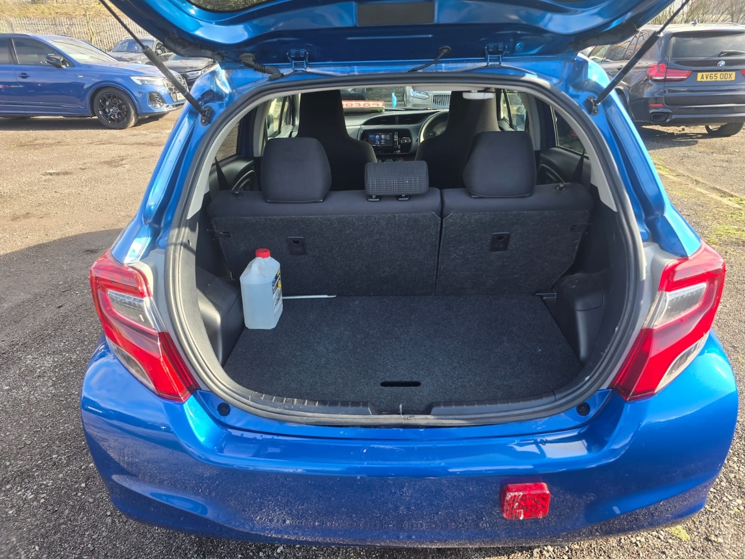 Used Toyota Yaris 2016 for sale - 77483781: Photo 6