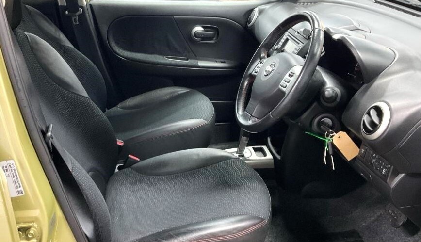 Vehicle 29