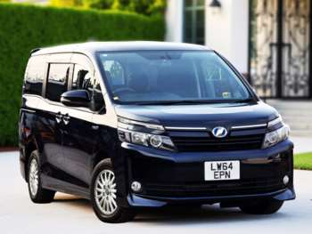 Used Toyota Voxy 2015 for sale - 74899381: Photo