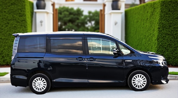 Used Toyota Voxy 2015 for sale - 74899381: Photo 40