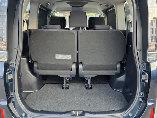 Used Toyota Voxy 2015 for sale - 74899381: Photo 57