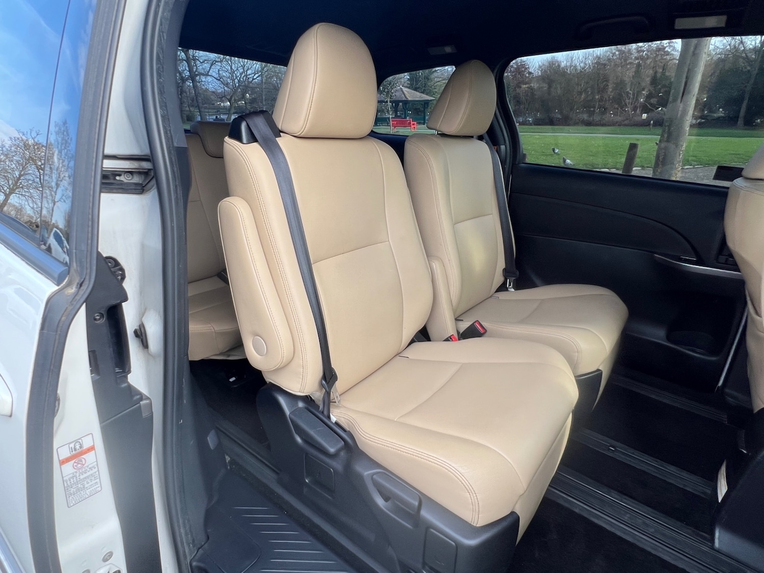 Used Toyota Estima 2026 for sale - 77743023: Photo 30