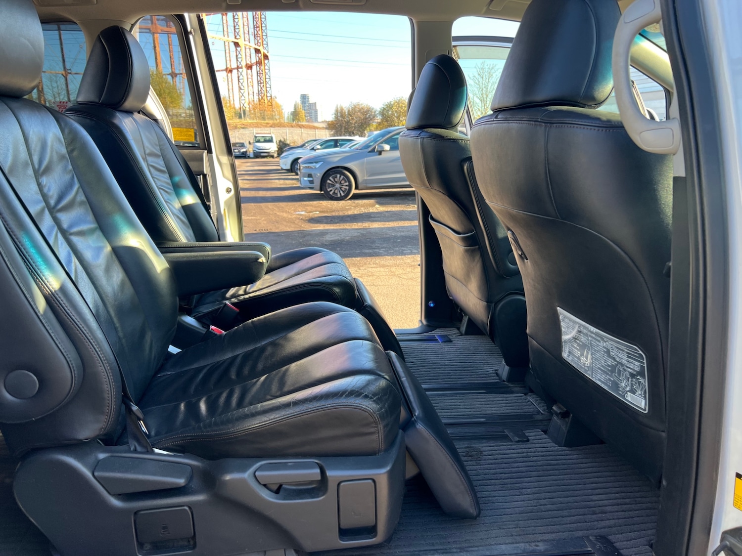 Used Toyota Estima 2024 for sale - 76757409: Photo 12