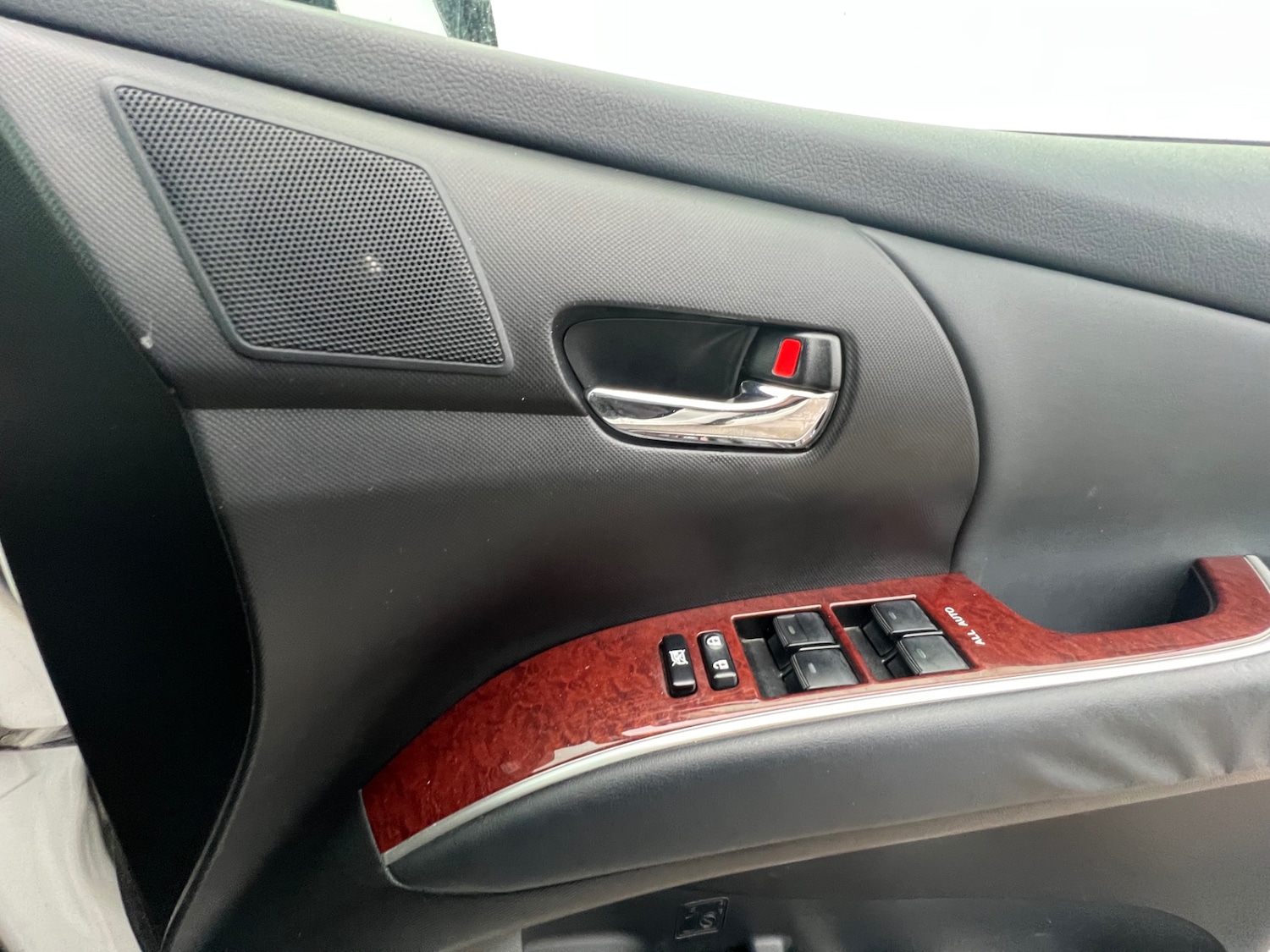 Used Toyota Estima 2024 for sale - 76757409: Photo 23