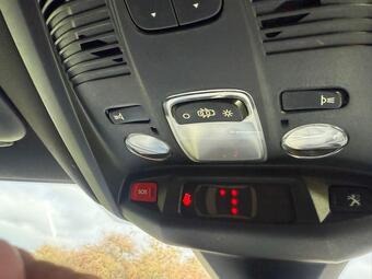 Used Peugeot 3008 2018 for sale - 77213272: Photo 41