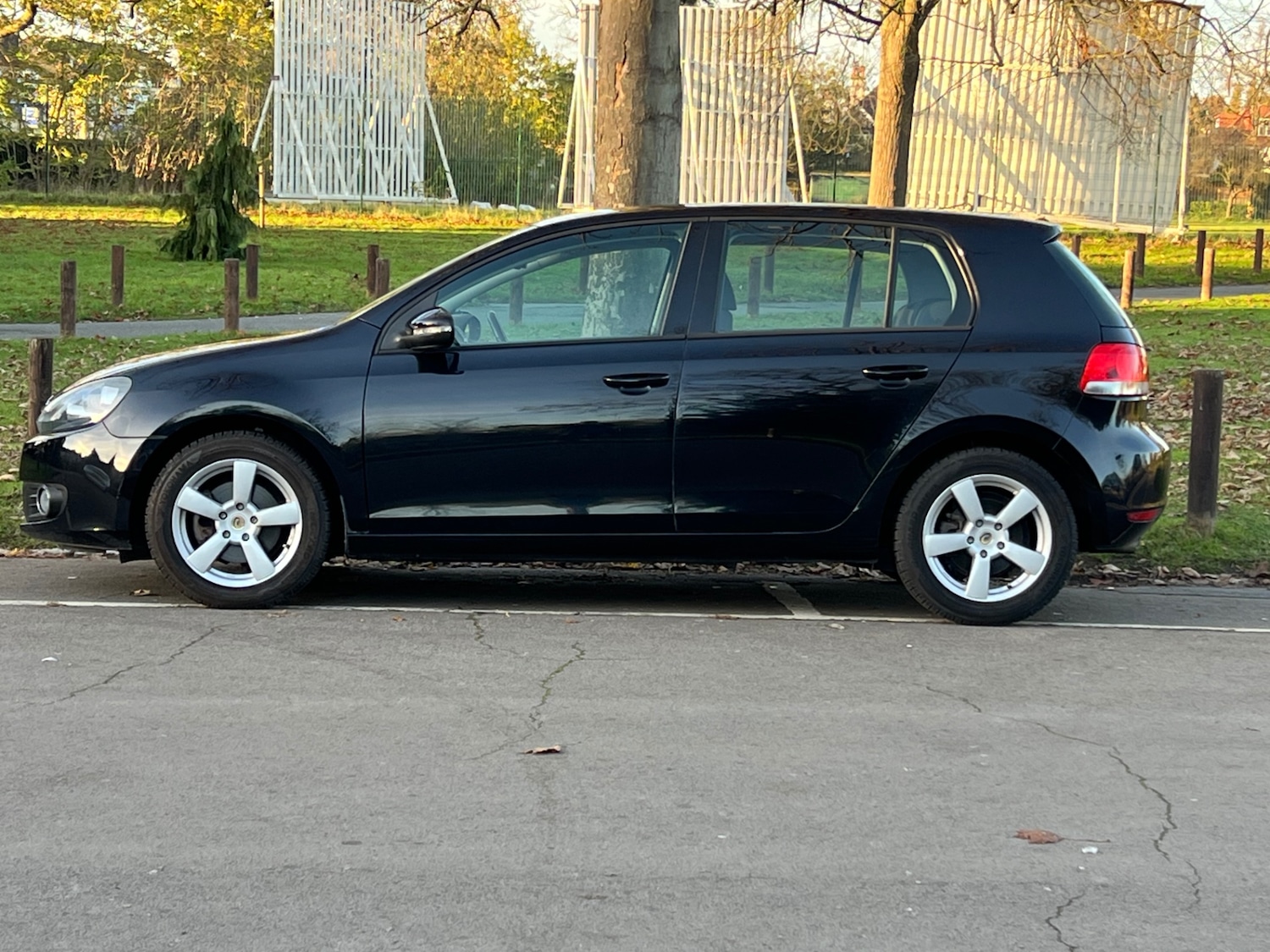 Used Volkswagen Golf 2025 for sale - 76709231: Photo 4