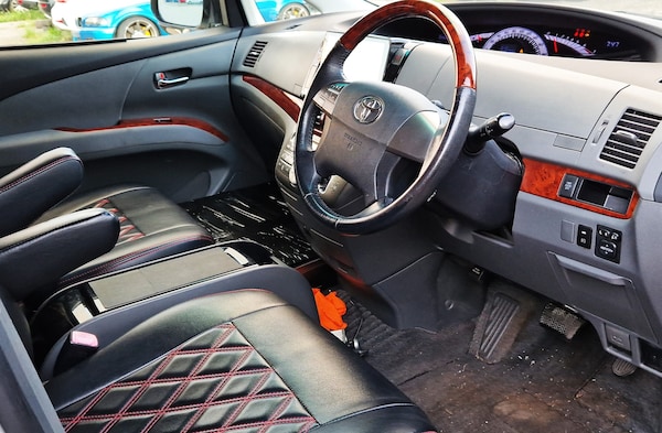 Used Toyota Estima 2012 for sale - 74753620: Photo 17
