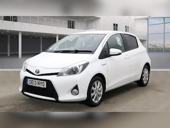 Used Toyota Yaris 2013 for sale - 76134642: Photo 2
