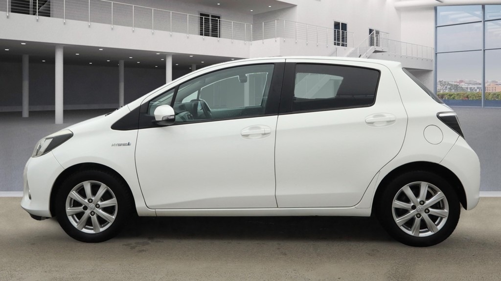 Used Toyota Yaris 2013 for sale - 76134642: Photo 6
