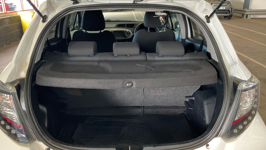 Used Toyota Yaris 2013 for sale - 76134642: Photo 7