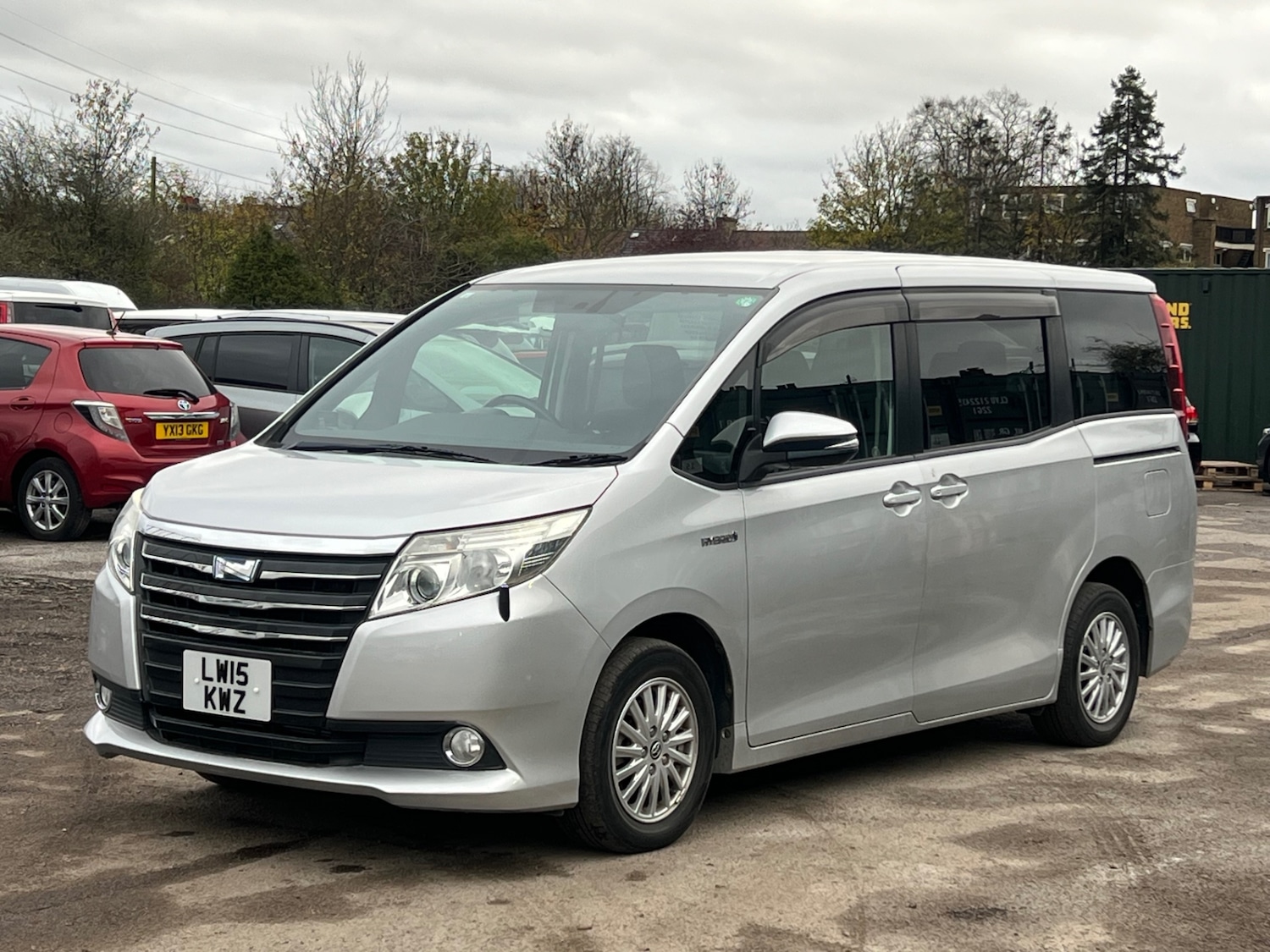 Used Toyota Noah 2025 for sale - 76722064: Photo 14