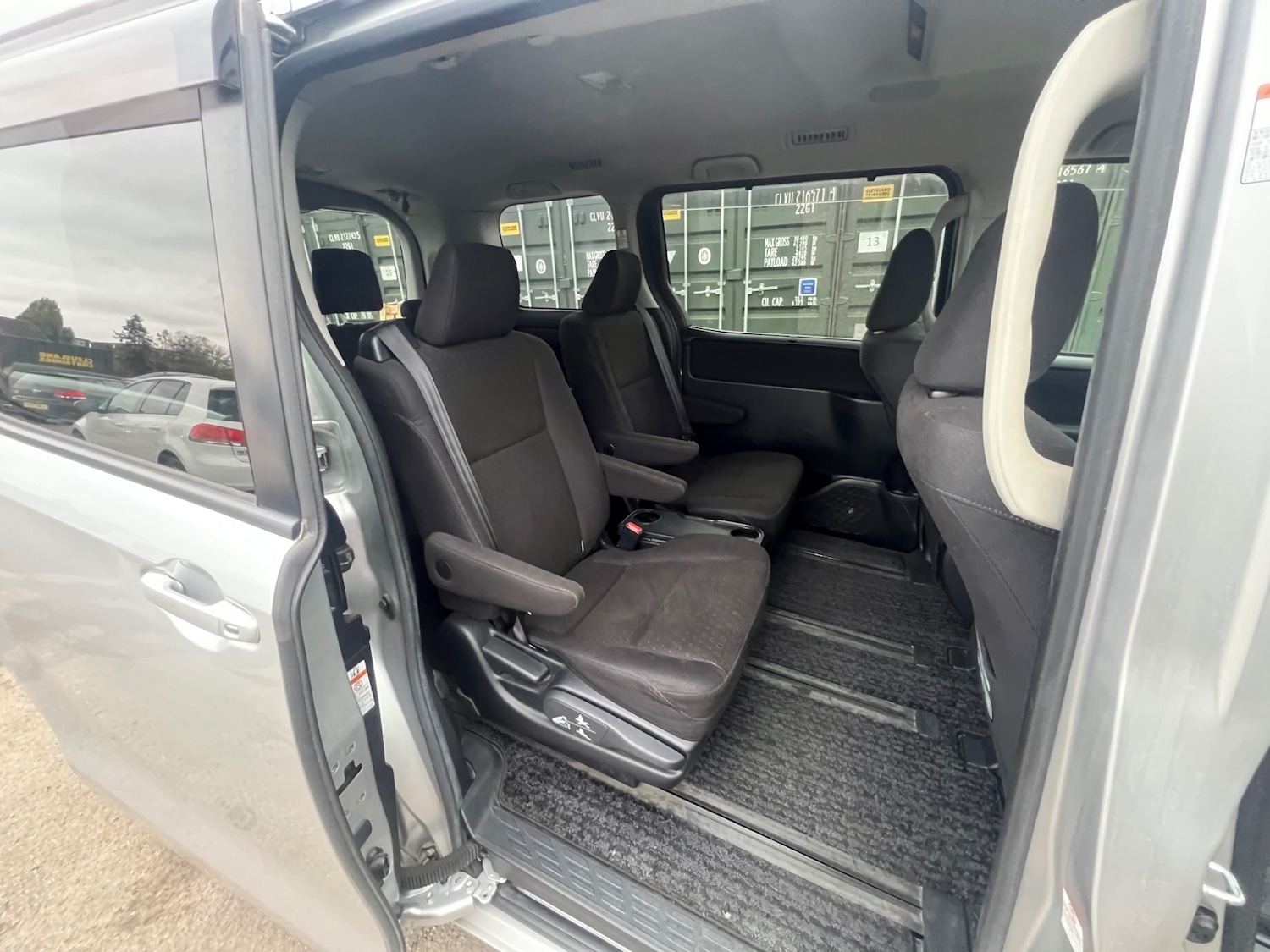 Used Toyota Noah 2025 for sale - 76722064: Photo 19