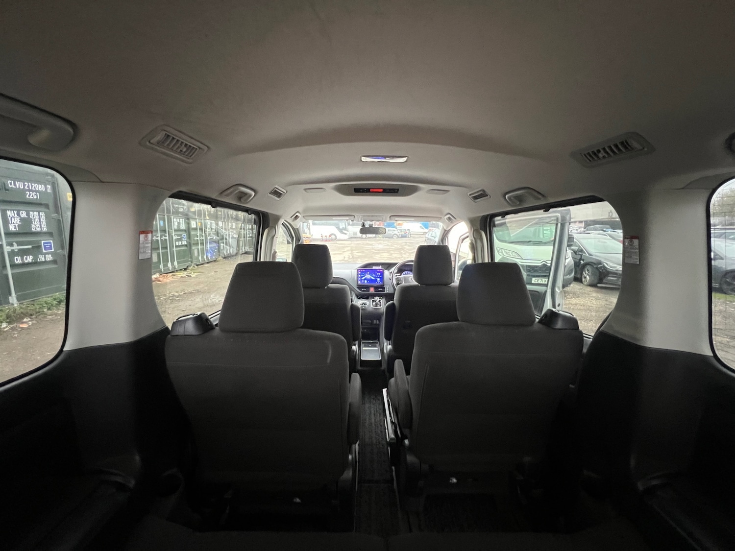 Used Toyota Noah 2025 for sale - 76722064: Photo 21