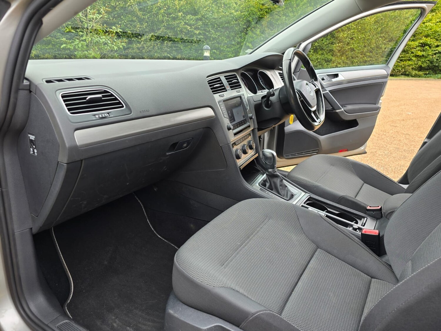 Used Volkswagen Golf 2025 for sale - 75845329: Photo 34