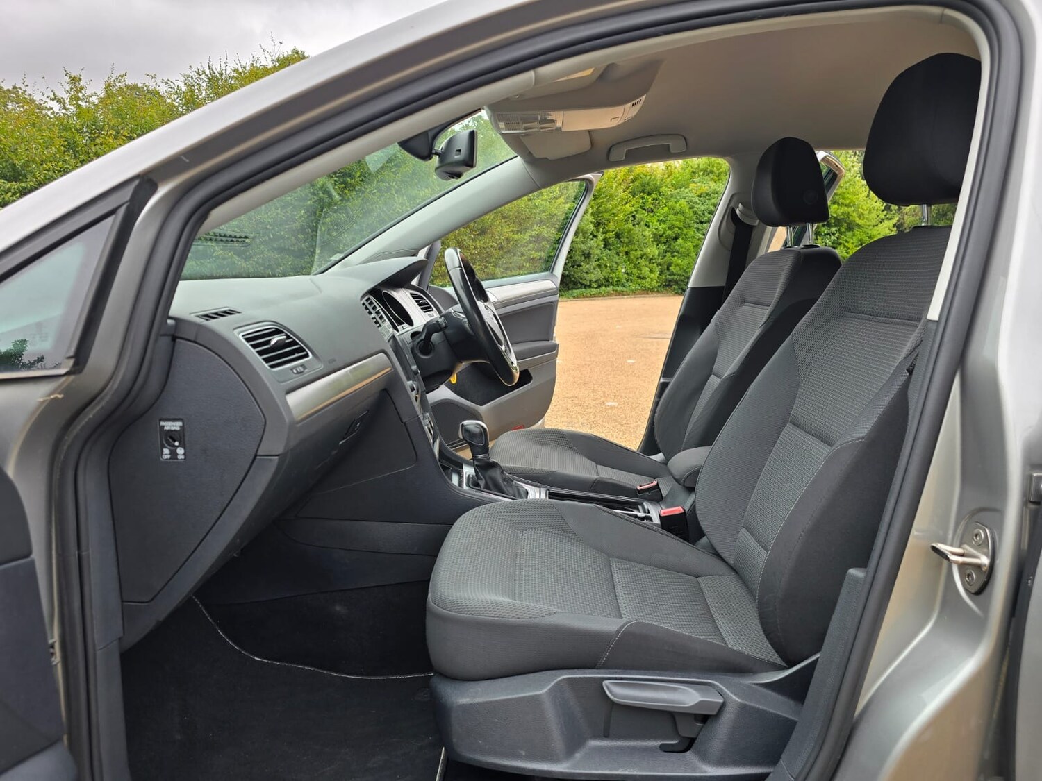 Used Volkswagen Golf 2025 for sale - 75845329: Photo 36