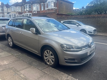 Used Volkswagen Golf 2015 for sale - 75845329: Photo