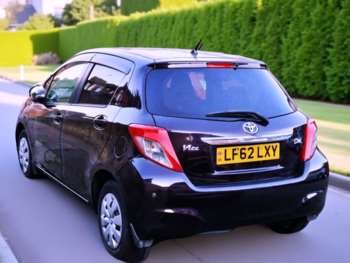 Used Toyota Yaris 2013 for sale - 73481942: Photo