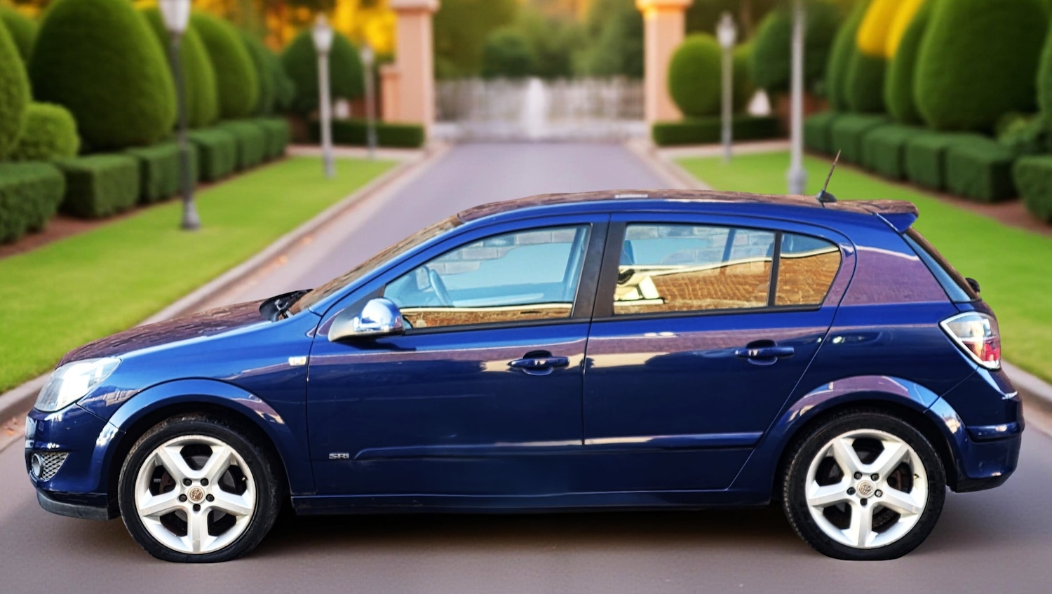 Used Vauxhall Astra 2010 for sale - 76656943: Photo 5