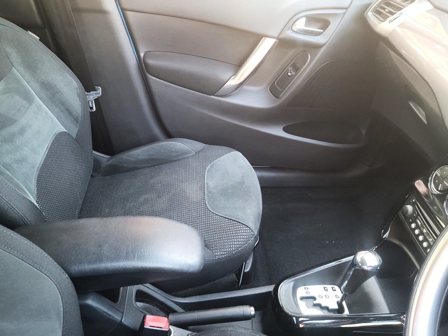 Used Citroen C3 2010 for sale - 76643817: Photo 14