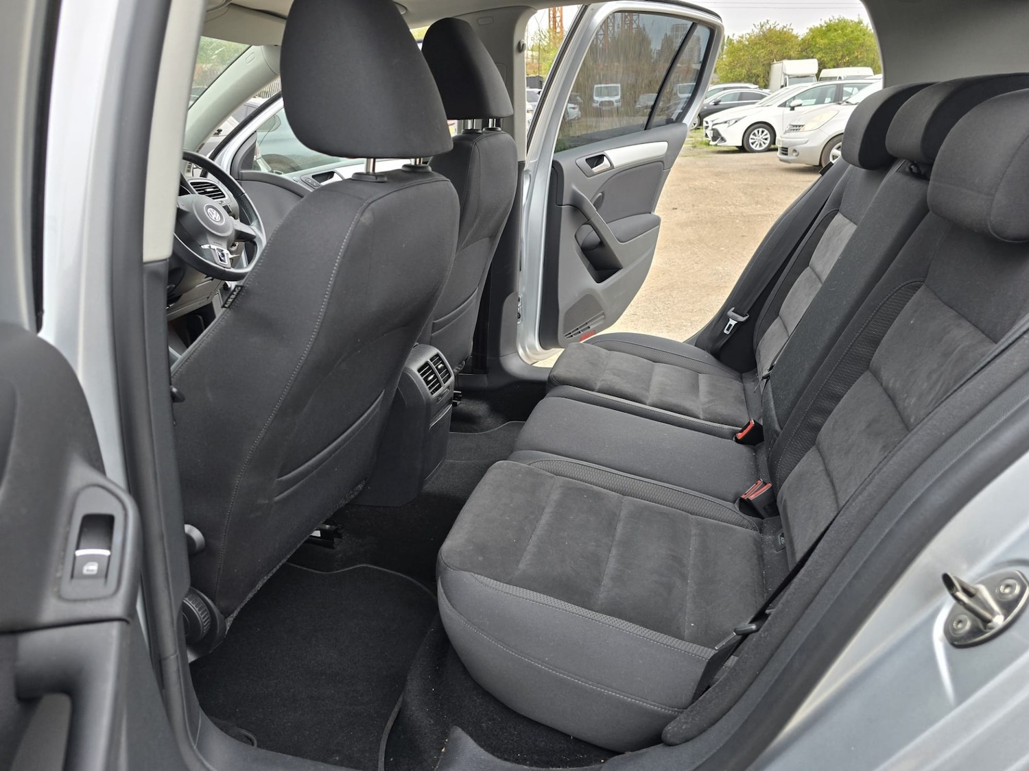 Used Volkswagen Golf 2012 for sale - 76268815: Photo 18