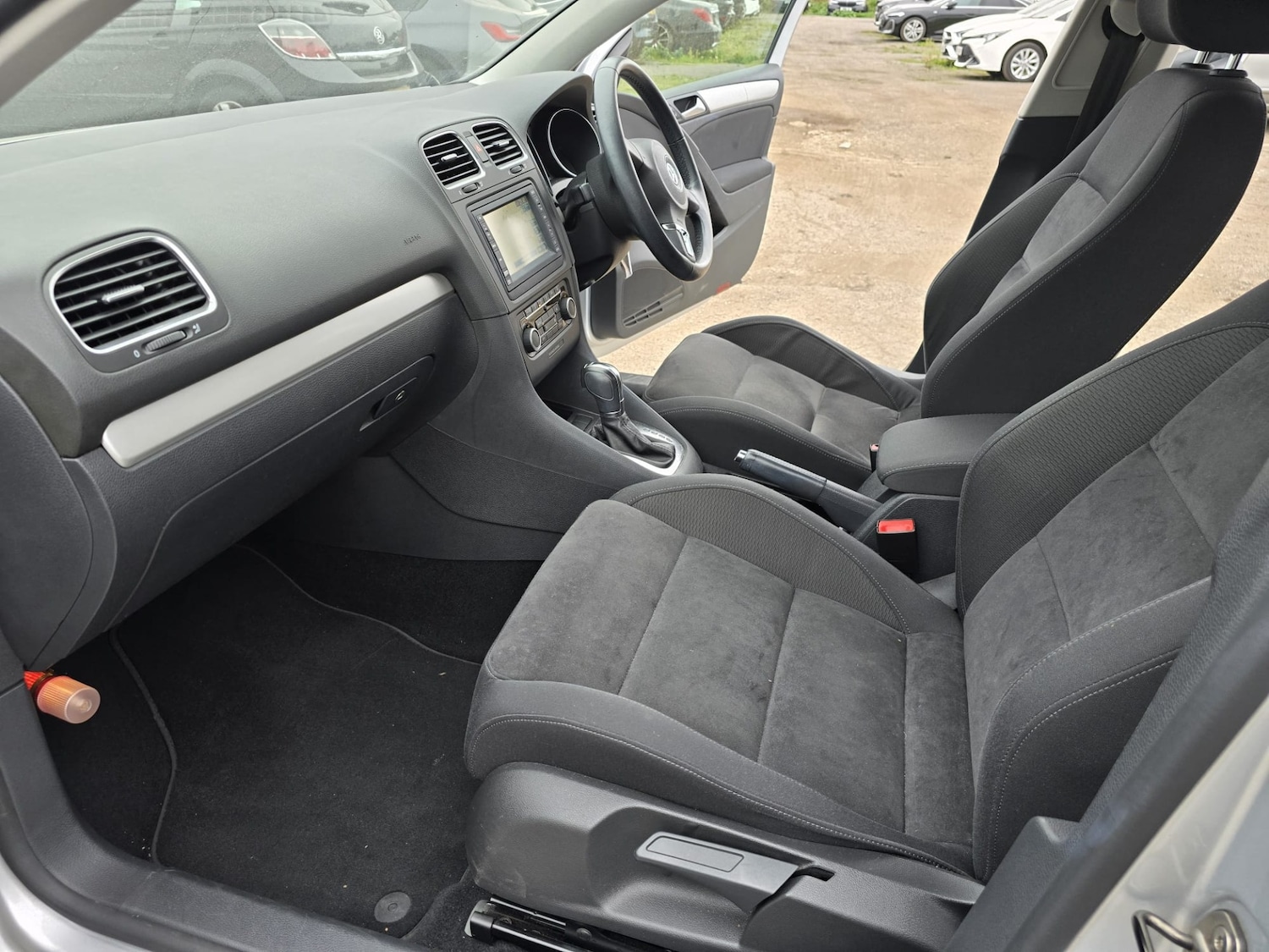 Used Volkswagen Golf 2012 for sale - 76268815: Photo 23