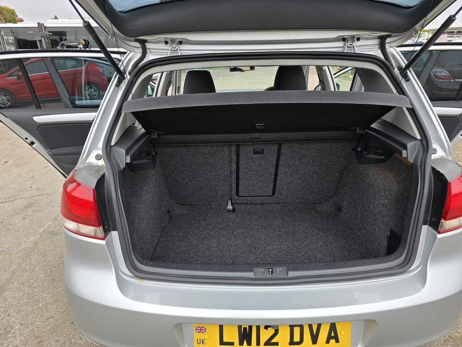 Used Volkswagen Golf 2012 for sale - 76268815: Photo 25