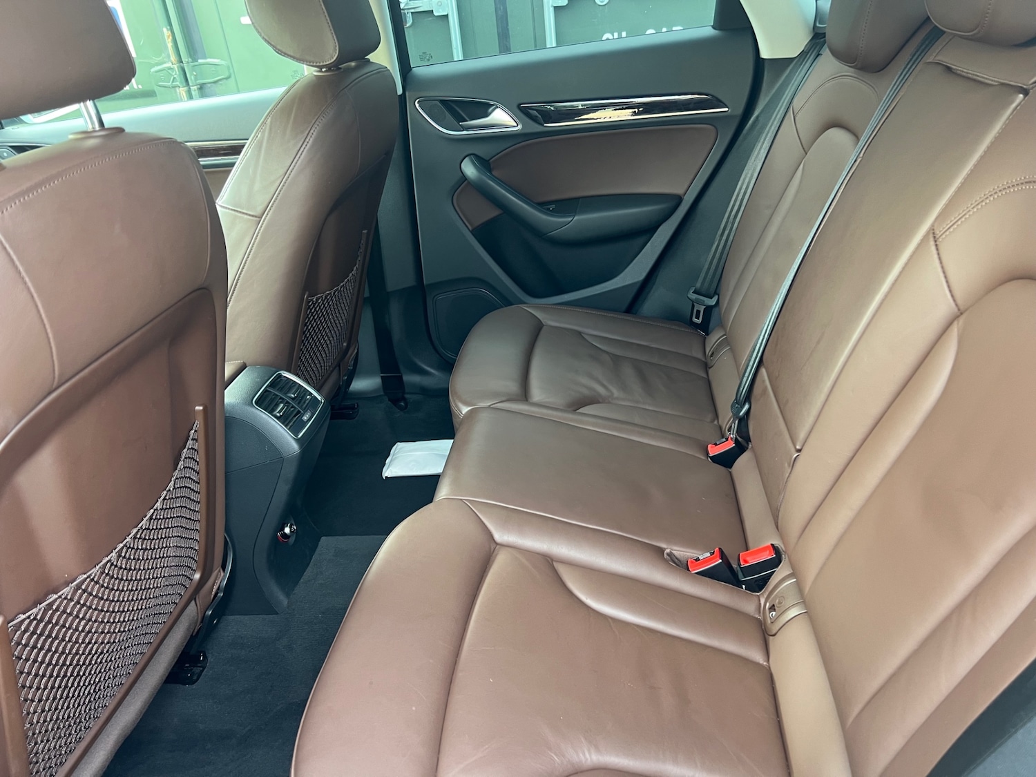 Used Audi Q3 2014 for sale - 76082933: Photo 10