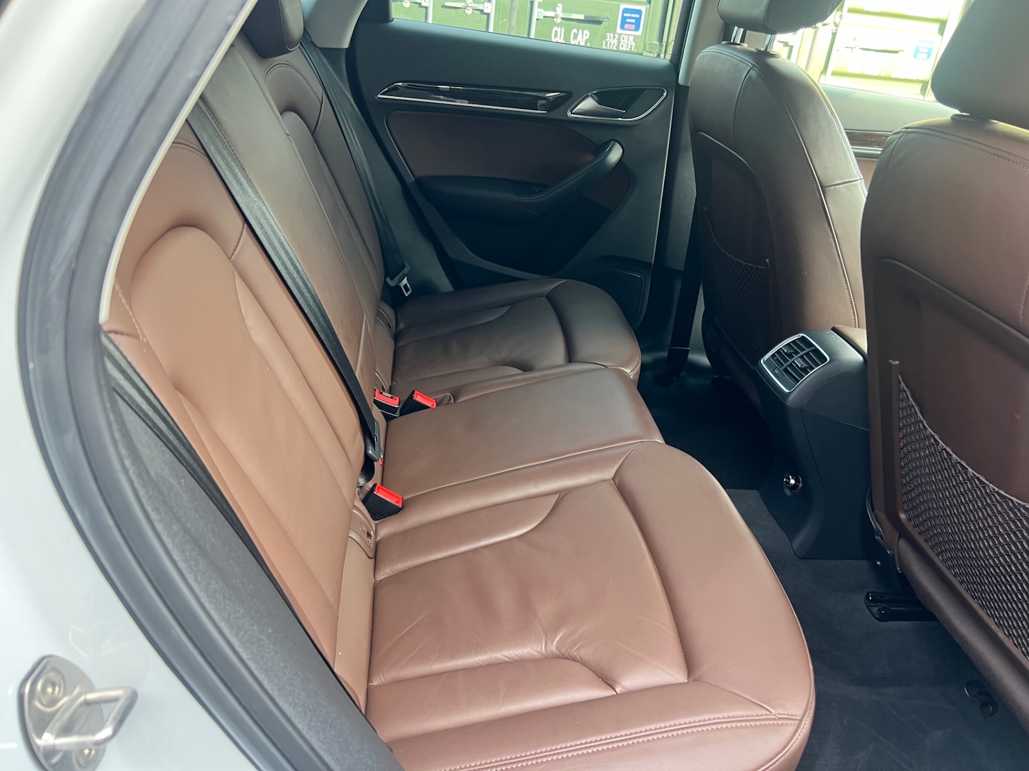 Used Audi Q3 2014 for sale - 76082933: Photo 13