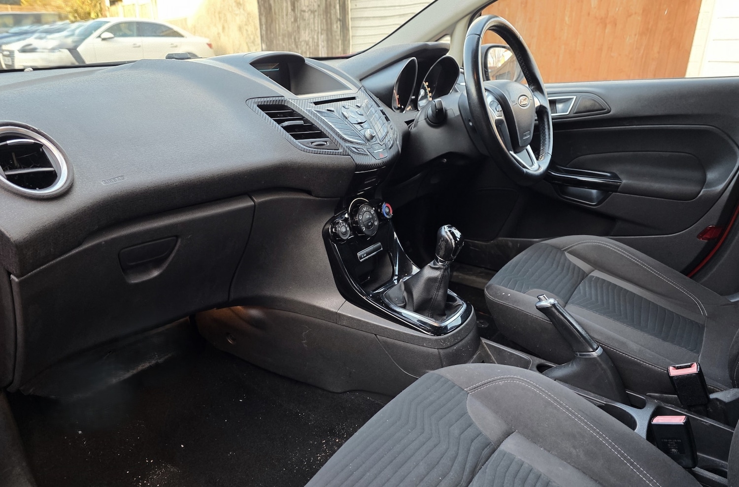 Used Ford Fiesta 2015 for sale - 76935513: Photo 48