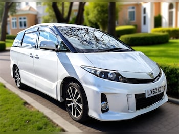 Used Toyota Estima 2013 for sale - 75613835: Photo