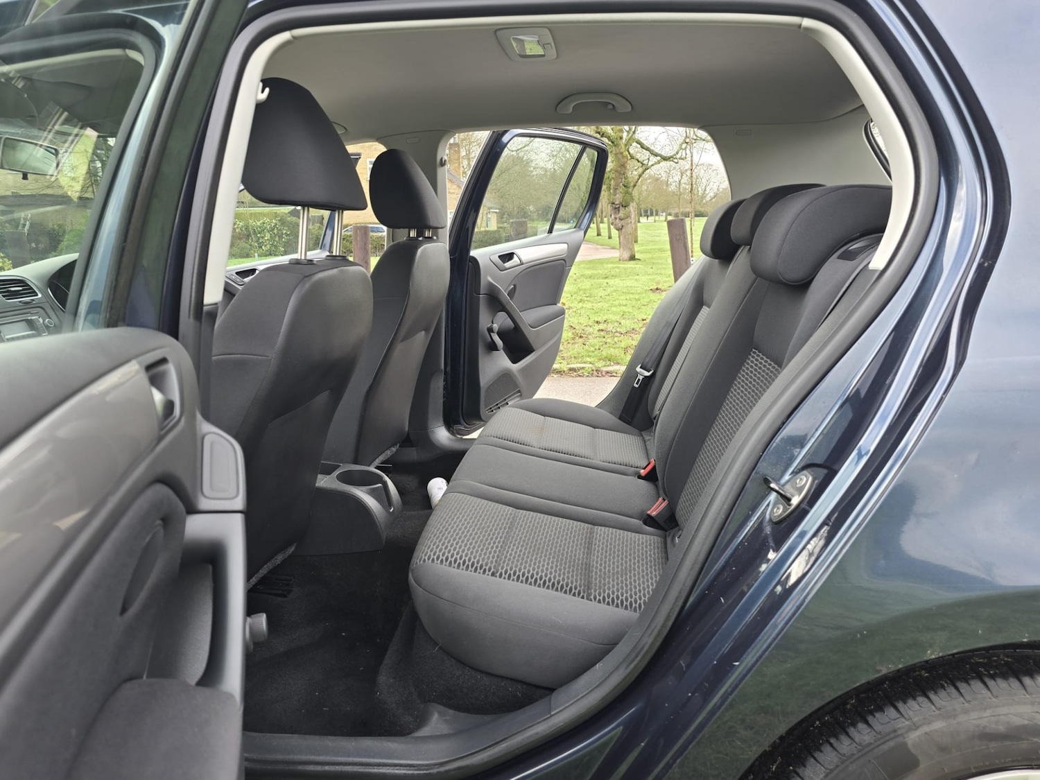 Used Volkswagen Golf 2010 for sale - 77487160: Photo 30