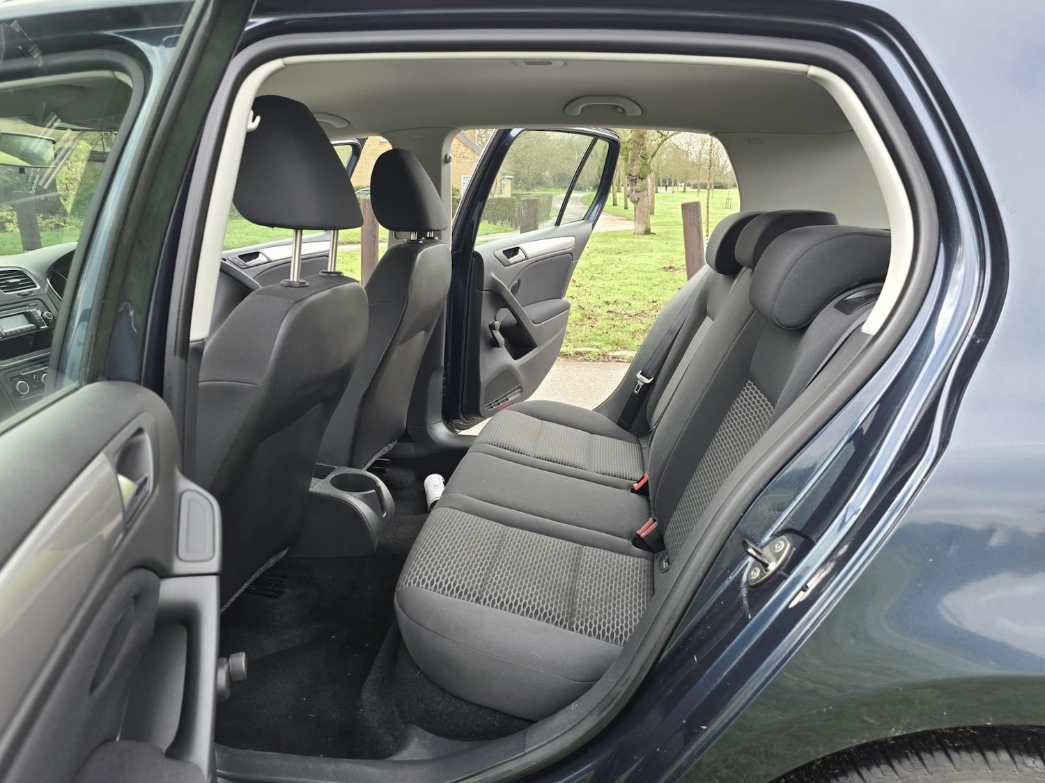 Used Volkswagen Golf 2010 for sale - 77487160: Photo 31