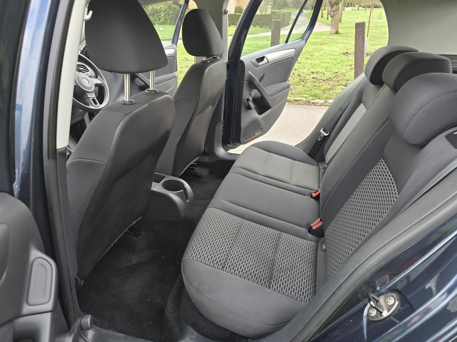 Used Volkswagen Golf 2010 for sale - 77487160: Photo 33