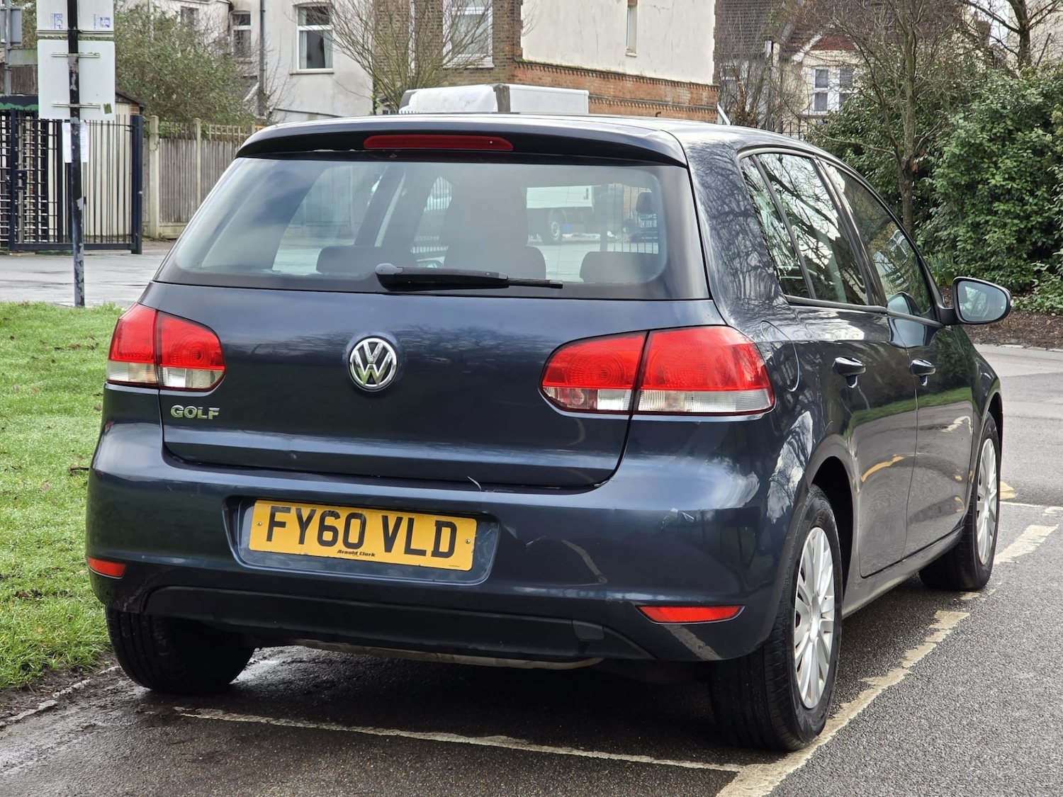 Used Volkswagen Golf 2010 for sale - 77487160: Photo 6